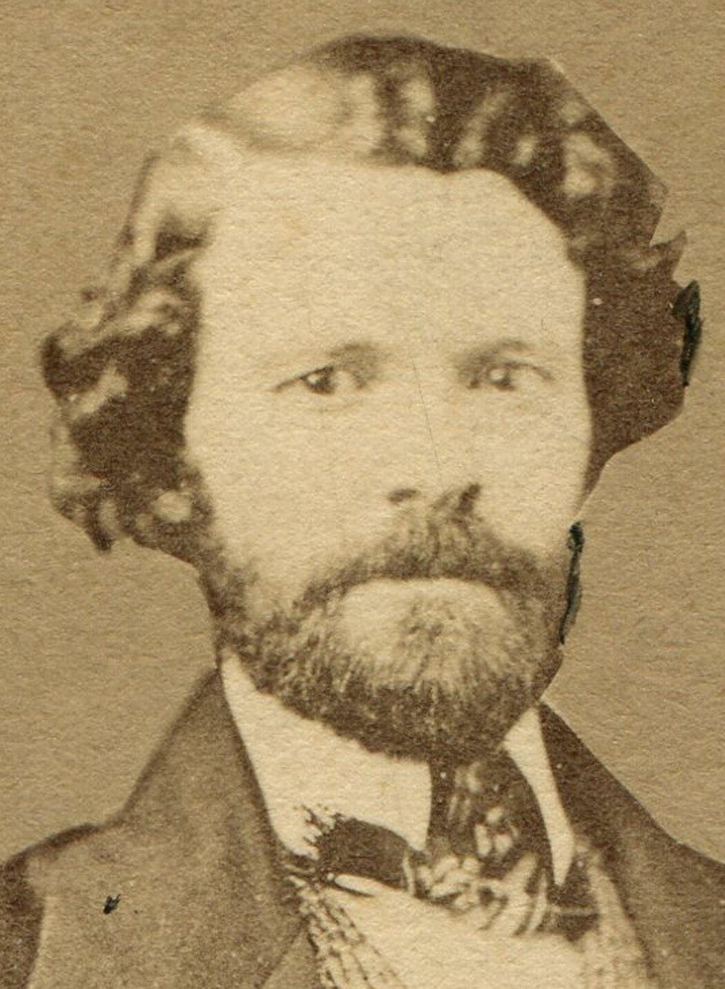 MAN WITH WAVY HAIR. EARLY CDV REPRODUCTION. PERIOD ALBUMEN CDV. PHILADELPHIA, PA