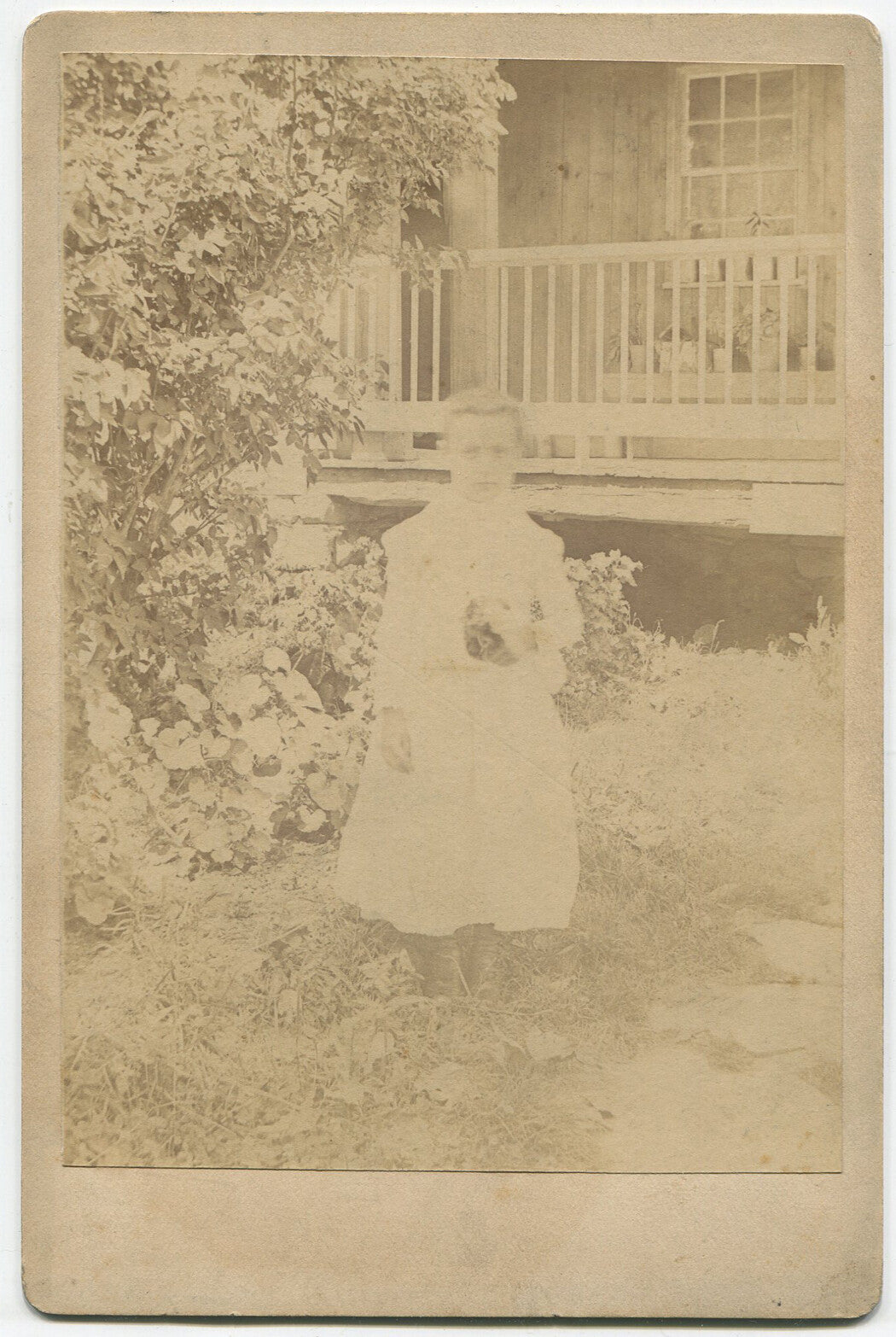 GHOSTLY FIGURE OF A CHILD IN YARD. HAUNTING. CABINET CARD.