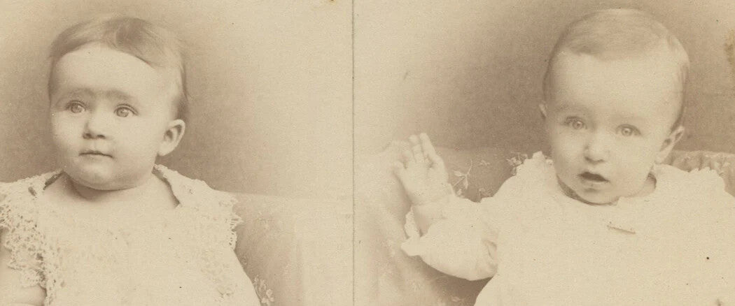 Vintage twin baby rare cabinet card photo - Monongahela City, PA keepsake
