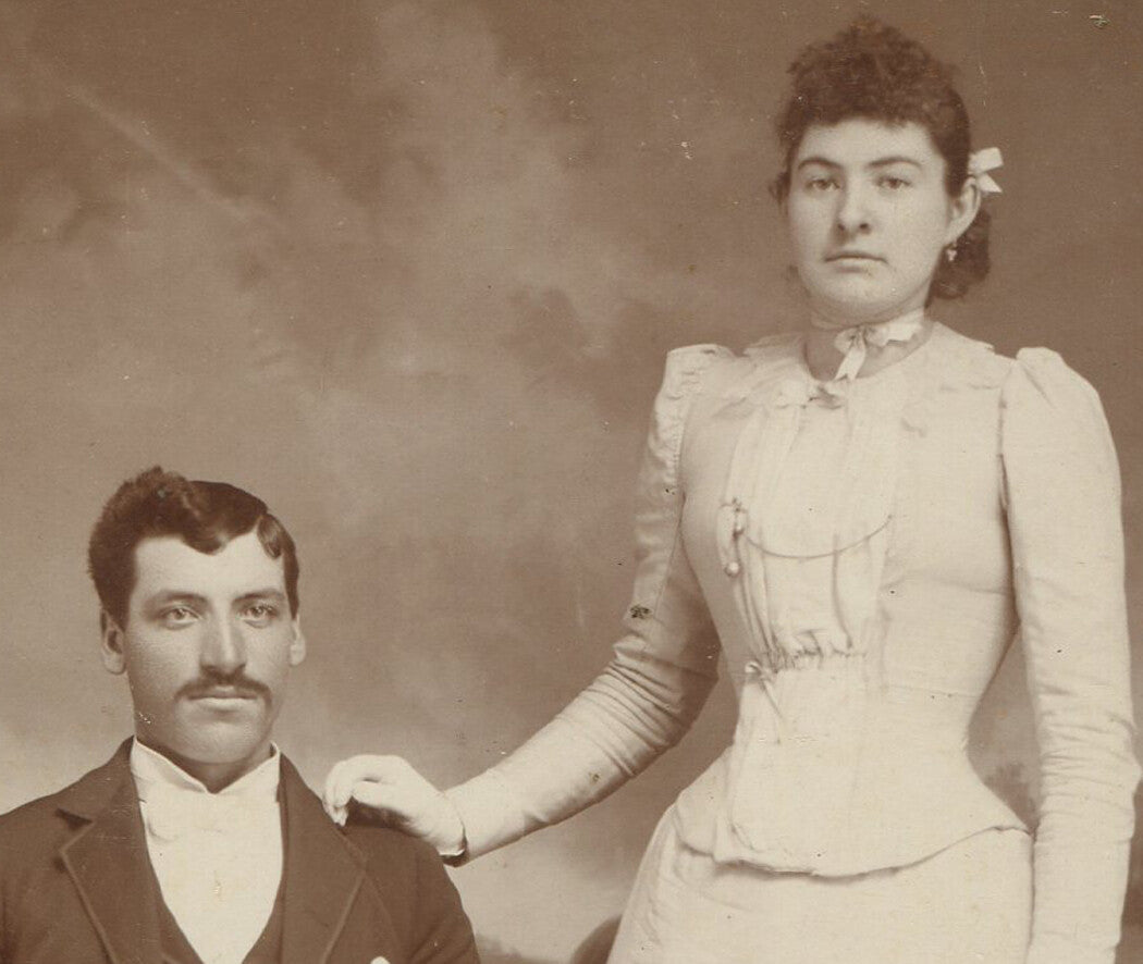 COUPLE, AFFECTIONATE POSE, BOTH WEARING GLOVES. CABINET CARD. SHELBINA, MISSOURI