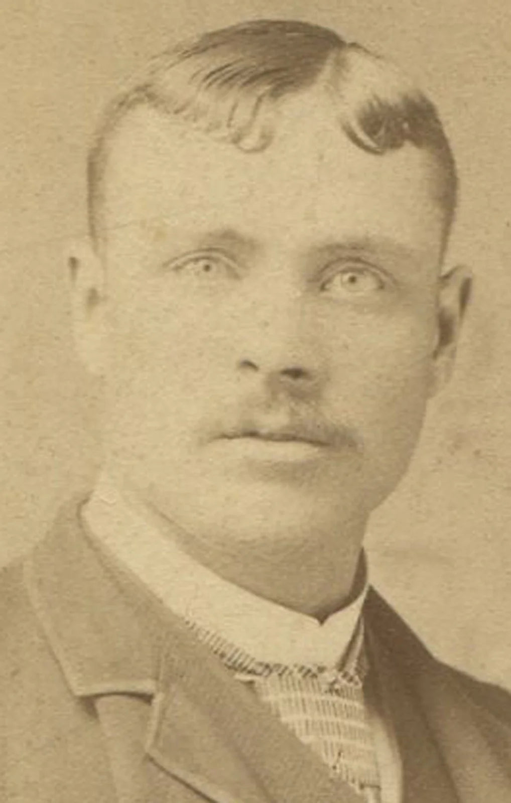 MAN, SLICK HAIR, TIGHT SUIT. CABINET CARD. COLUMBUS, OHIO.