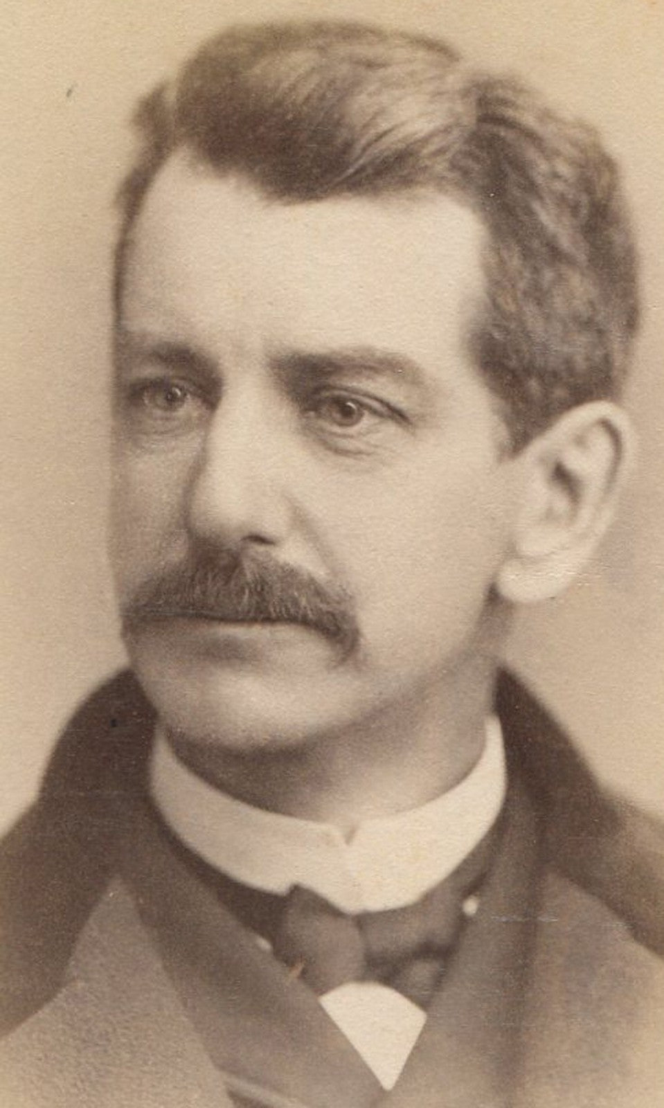 Vintage Cabinet Card Portrait - Man with Very Big Ears, Fredricks NY, Original