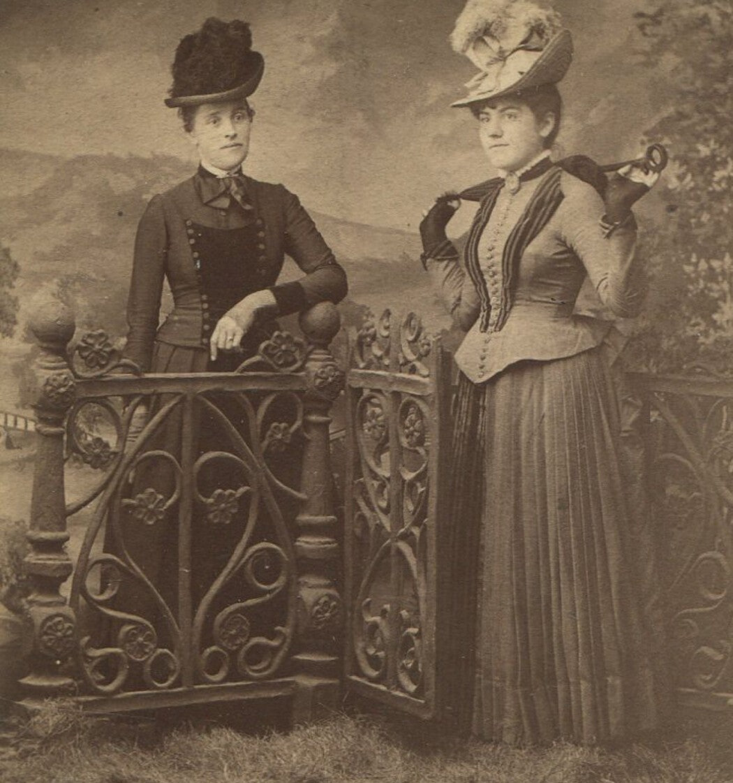 Vintage photo: Women in hats, dresses & umbrellas, La Crosse, WI, 3x2.5 in,