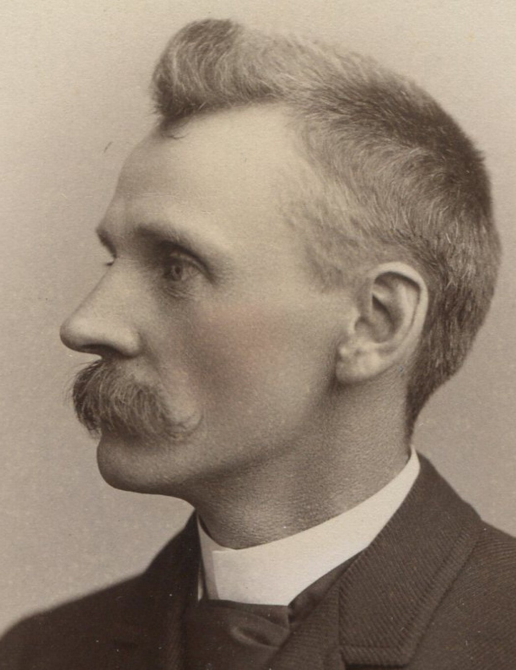 Vintage cabinet card photo: cool man with thick mustache and buzz cut, tinted