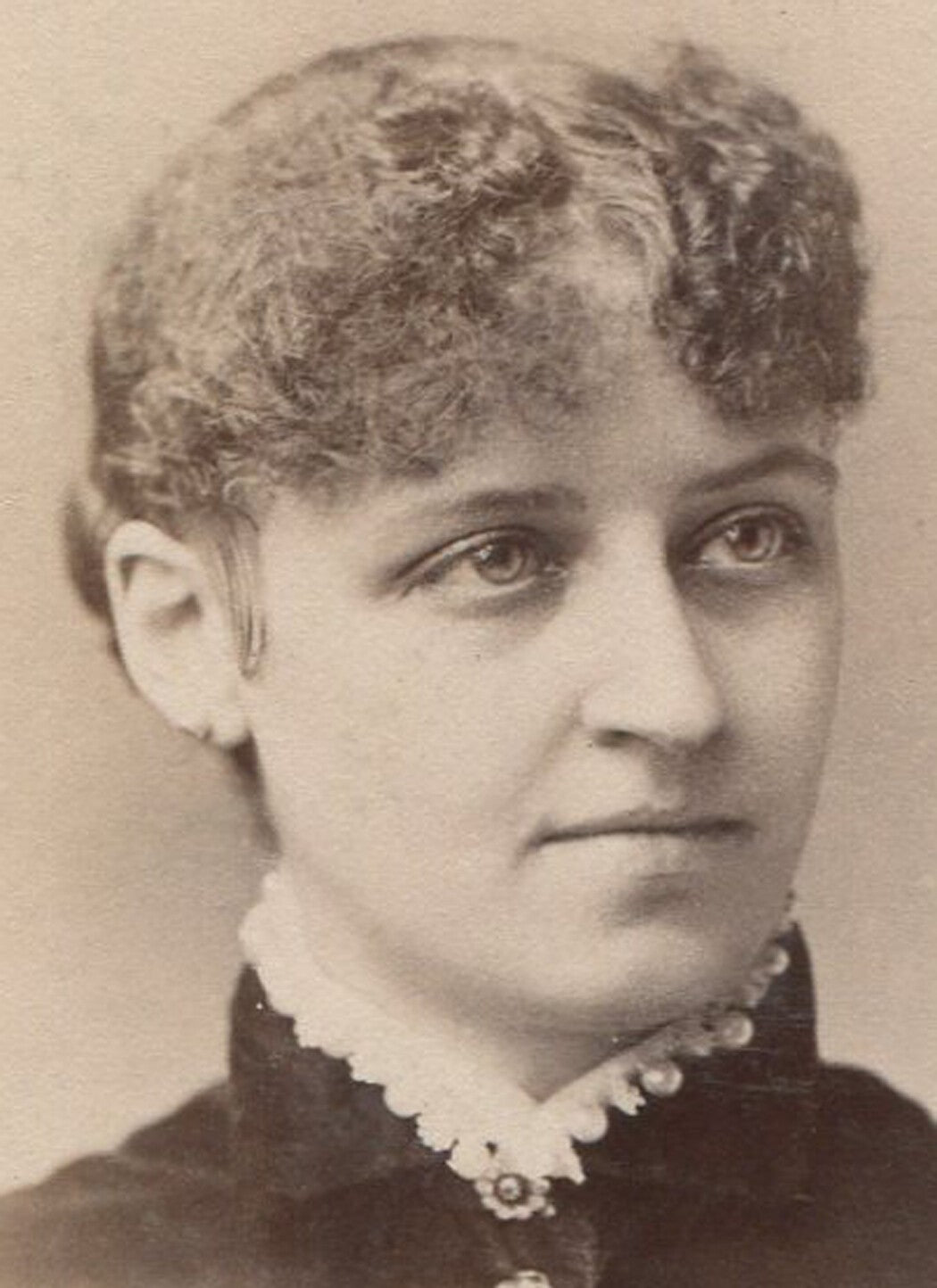 Vintage Smokey Eyed Beauty Cabinet Card Photo, Curly Bangs, New York, Authentic