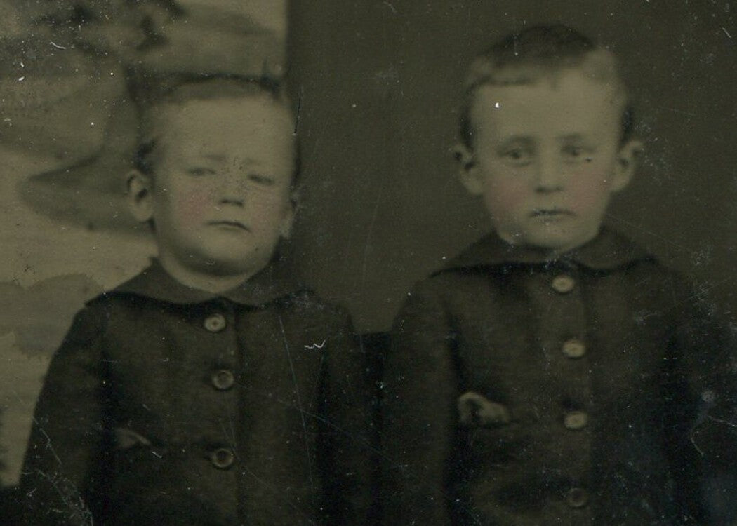 YOUNG BROTHERS, ONE SERIOUS, ONE SMIRKING. TINTYPE.