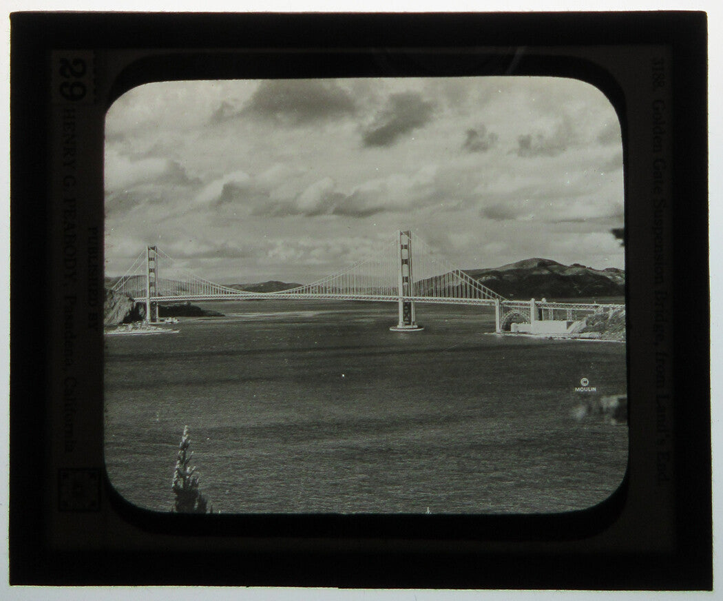GOLDEN GATE BRIDGE. PHOTO ON GLASS.