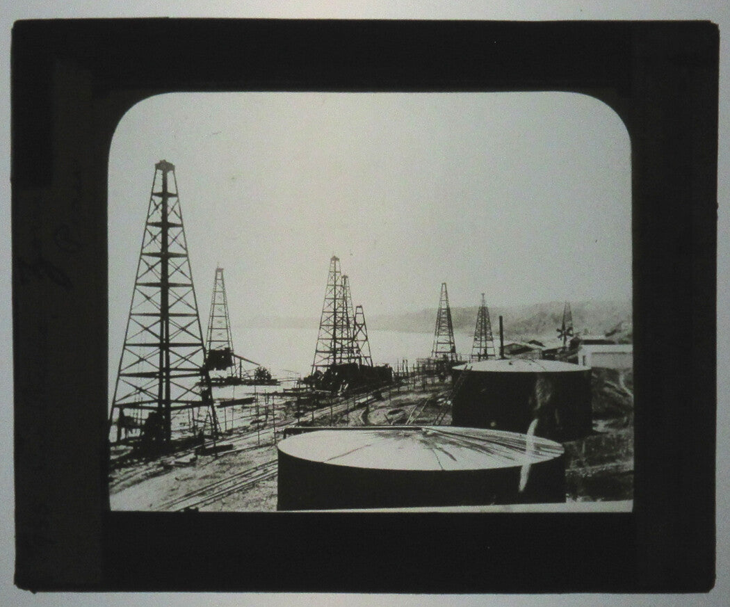 OIL WELLS, PERU. PHOTO ON GLASS.