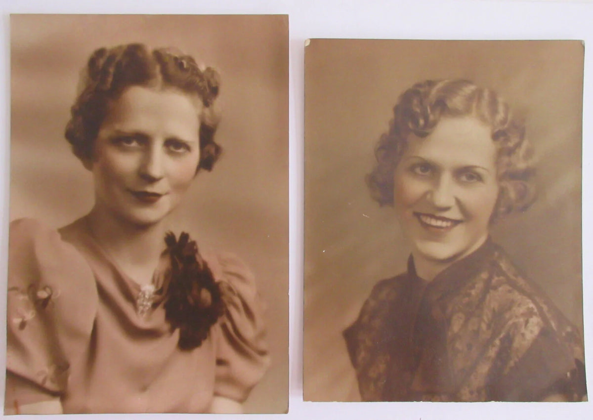 PORTRAITS, WOMEN, COUPLES. HAND COLORED TONED SILVER PRINTS. 4 SET.