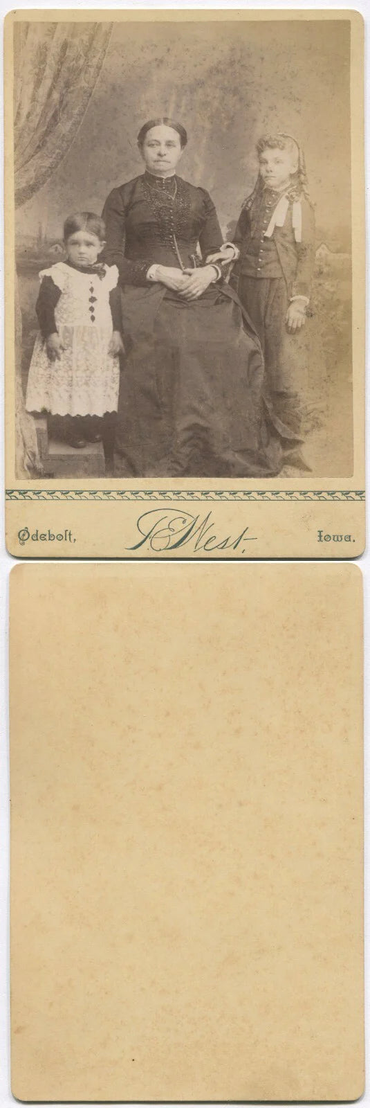 STERN MOTHER W/ TWO UNHAPPY YOUNG CHILDREN. CABINET CARD. ODEBOLT, IOWA.