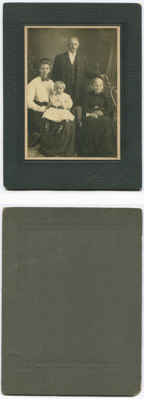 Vintage 3-Generations Family Photo: Grandma Resents Daughter-in-Law, Original