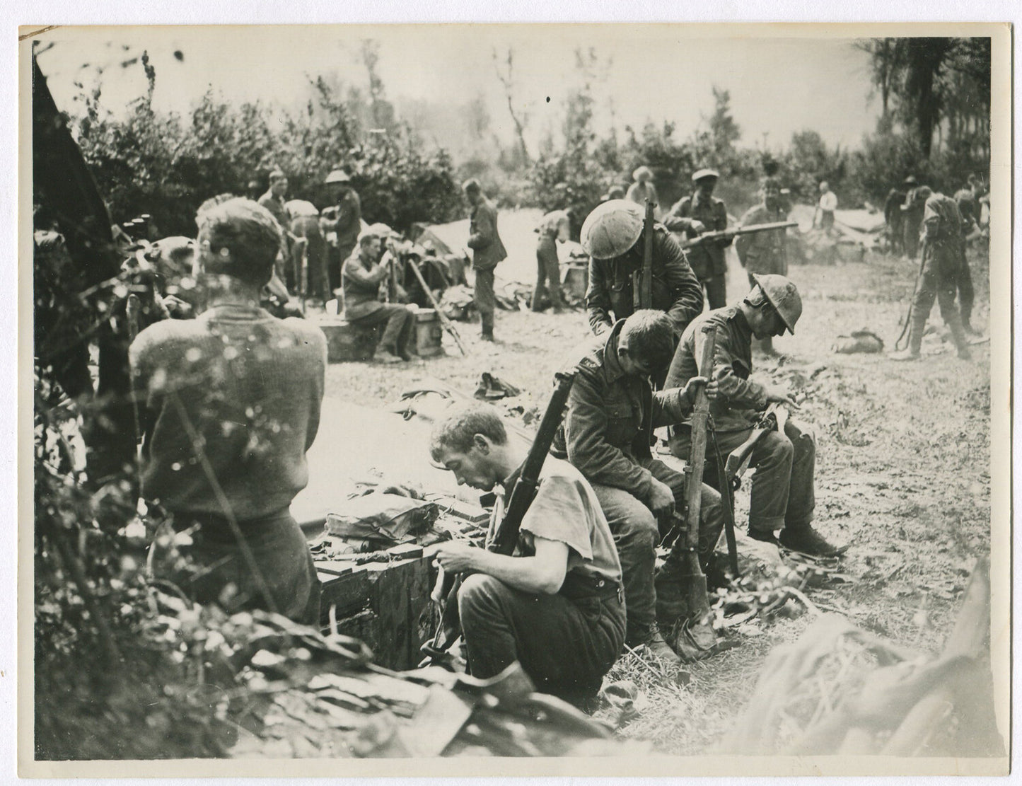 Iconic Vintage WWI 8x10 Photo - British Troops Cleaning Rifles, Battle of