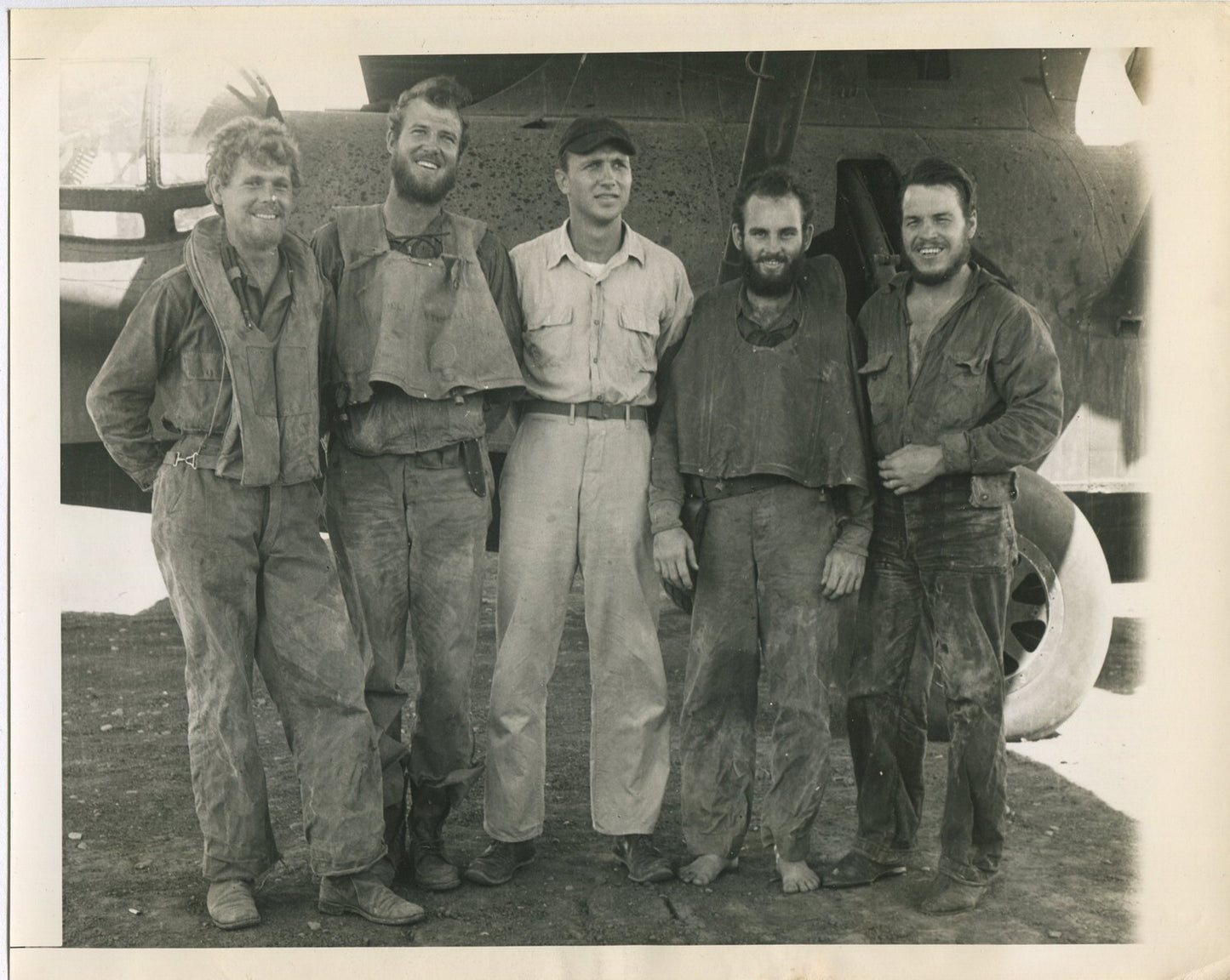 Vintage World War II P-38 Lightning Flight Crew After Rescue 8x10 Reprint Photo