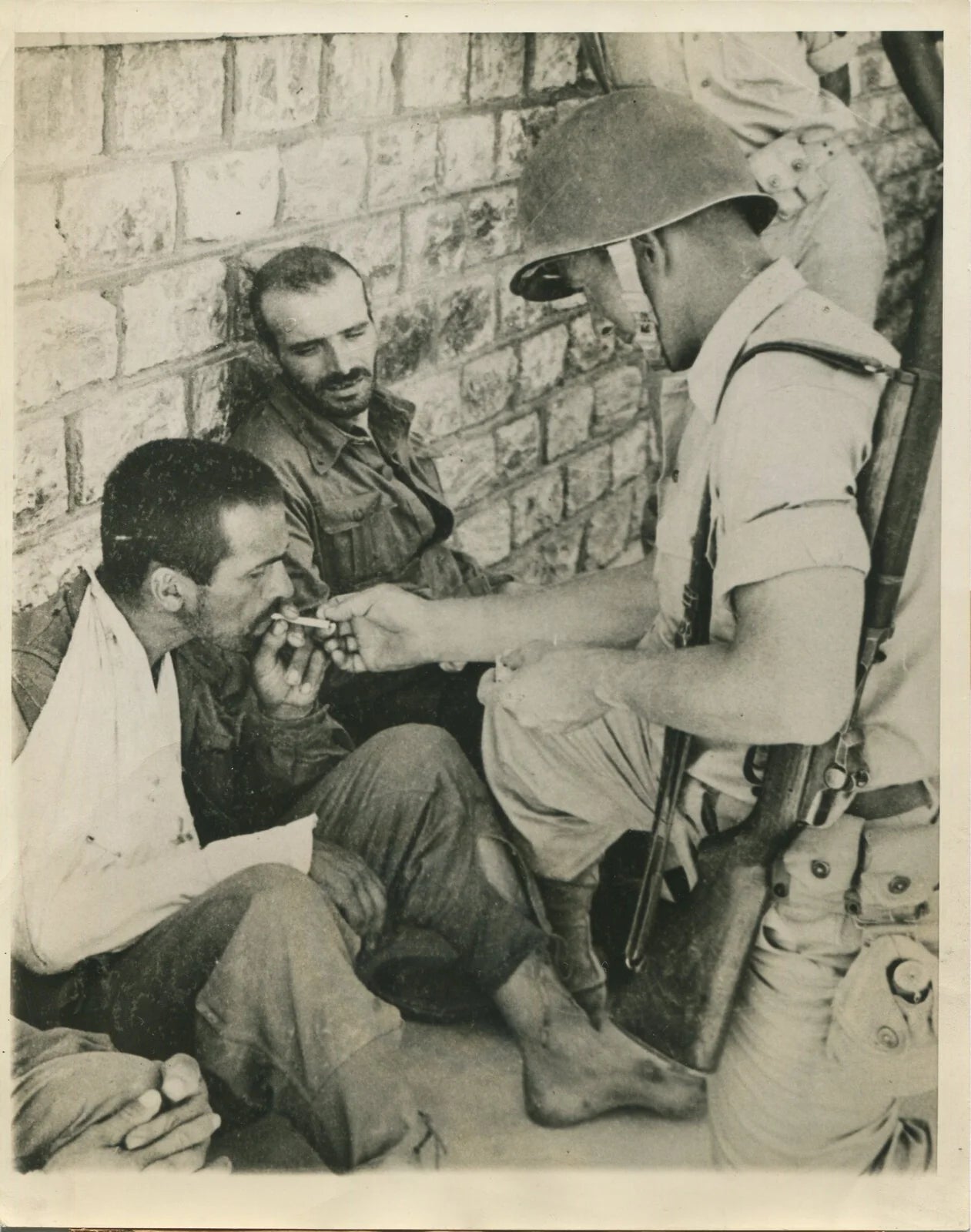 Vintage WWII North Africa Photo: U.S. Soldier with Italian POWs 8x10 Reprint