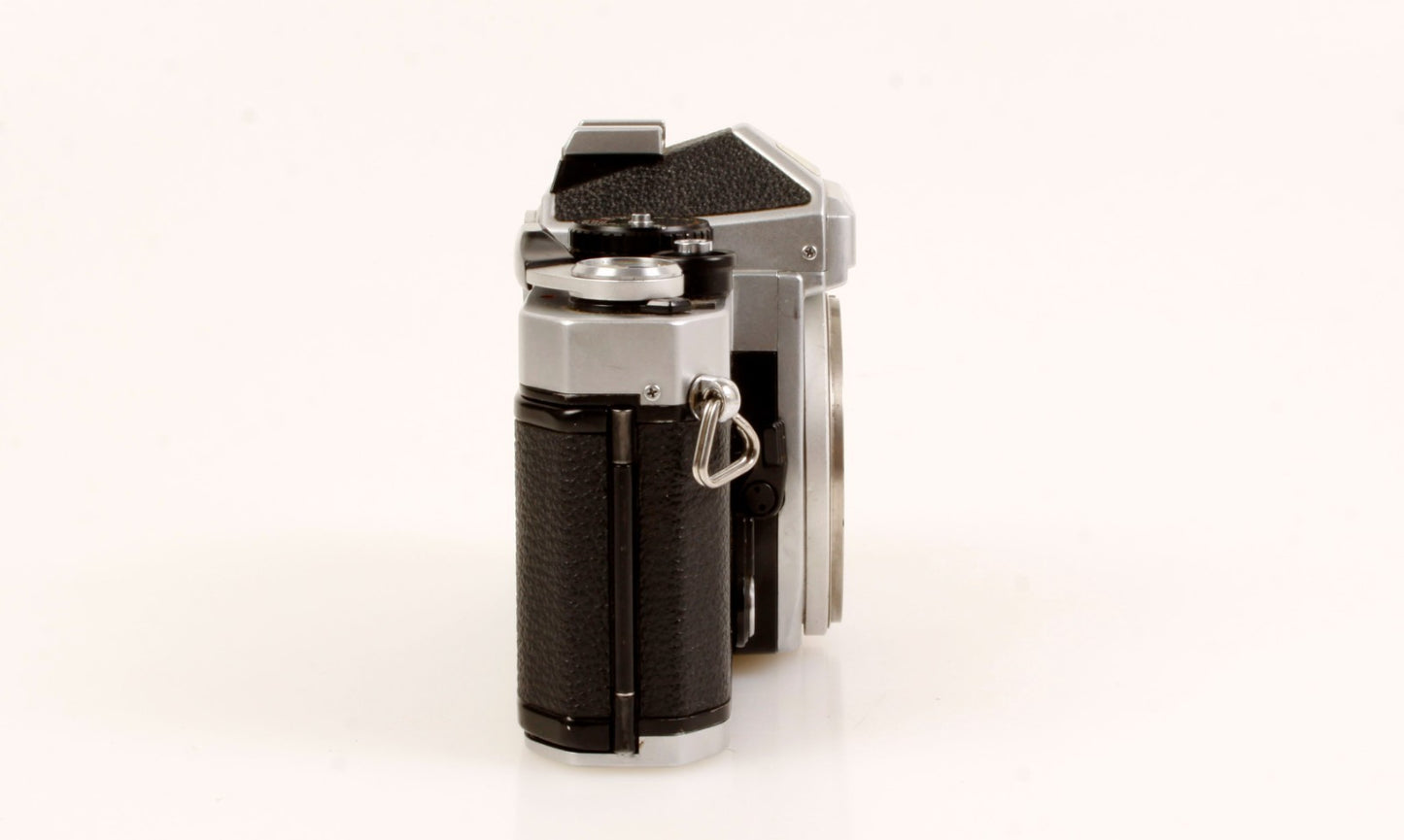 Nikon FE Chrome 35mm Film Camera Body FOR PARTS