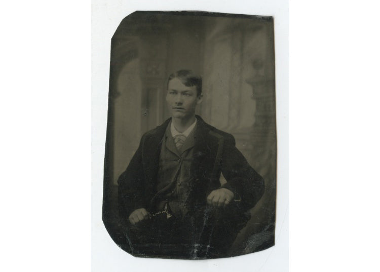 TINTYPE STUDIO PORTRAIT OF WELL DRESSED YOUNG MAN W/ COAT
