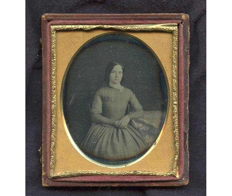SHARP DAGUERREOTYPE YOUNG LADY 1/2 CASE