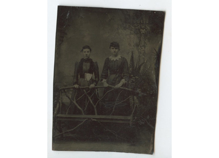 TINTYPE STUDIO PORTRAIT 2 LADIES/SISTERS, BENCH, PAINTED BACKGROUND, 1/6 PLATE