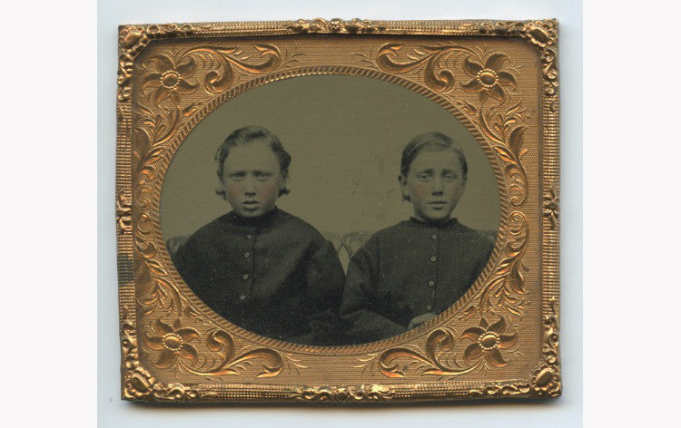 2 BROTHERS, TINTED CHEEKS + MATCHING SHIRTS, OVAL TINTYPE 1/6 PLATE
