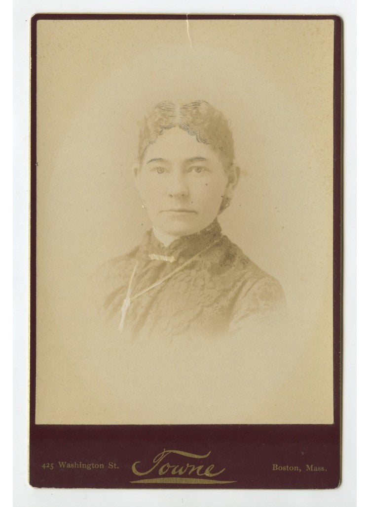 Vintage cabinet card photo - Boston socialite portrait by Towne, original studio