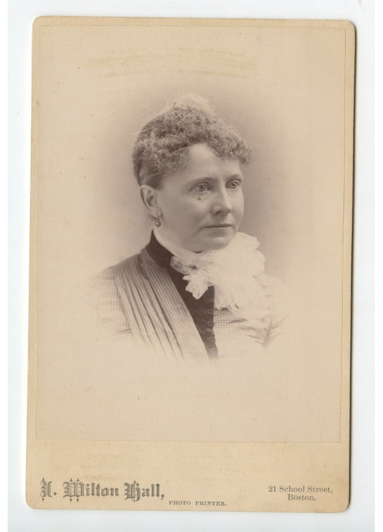 Original Vintage Cabinet Card Photo: Victorian Lady with Lace Bow & Collar,