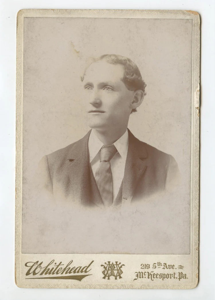 CAB CARD PHOTO MAN W/ STRIPED TIE FROM MCKEESPORT, PA, BY WHITEHEAD