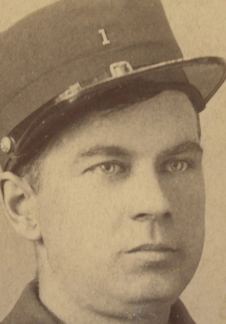 FIREMAN/CONDUCTOR IN UNIFORM, CHICAGO, IL, CAB CARD BY REDINGTON VINT OCCUPATION