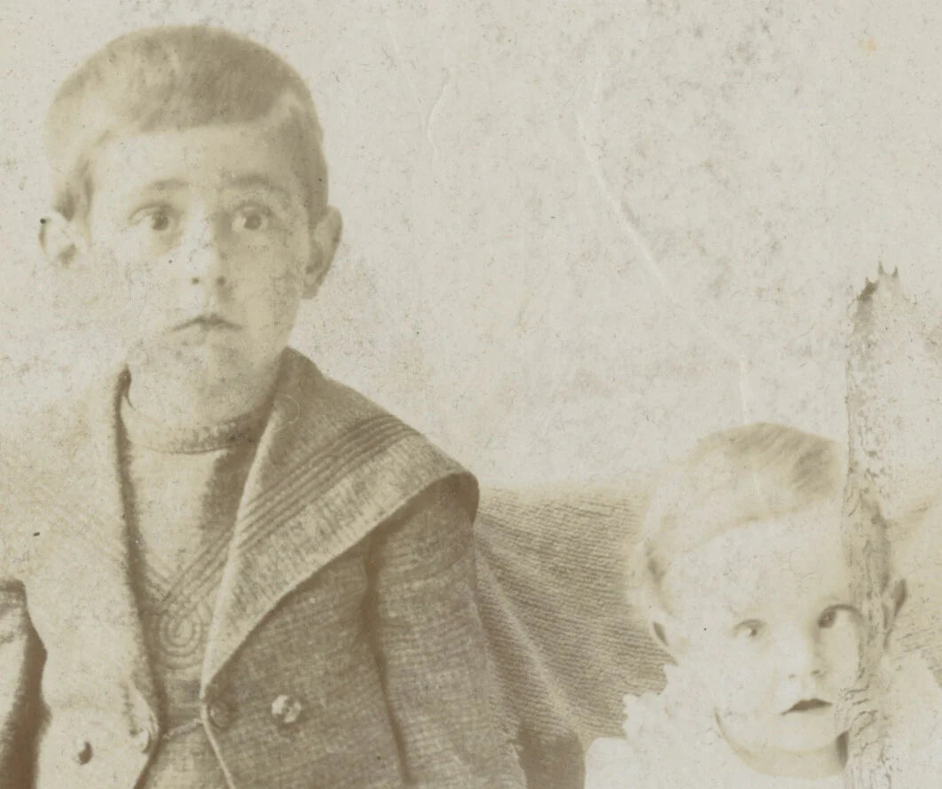 CAB CARD PHOTO SIBLINGS IDED AS HENRY + LEWELLYN DAVIS FROM SUNBURY, OH