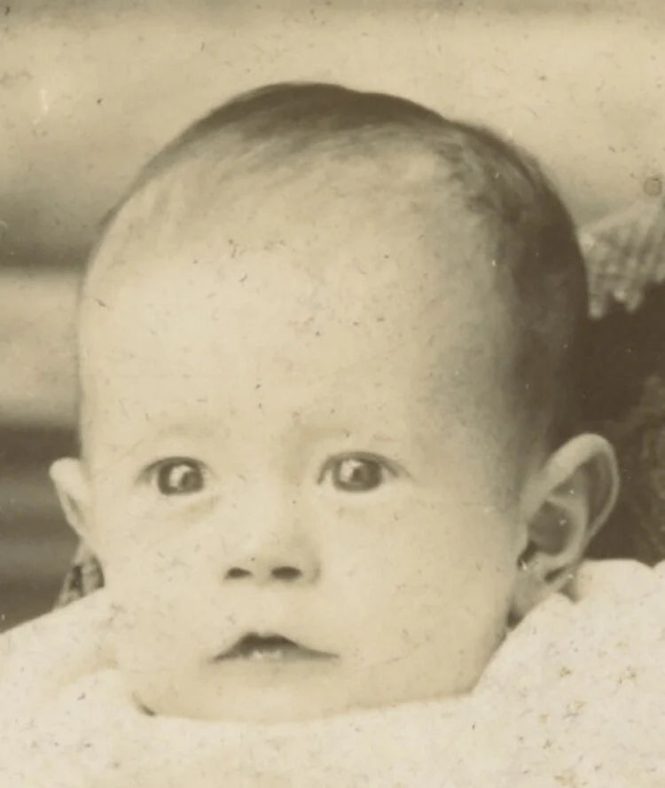 CAB CARD PHOTO BABY IDED AS REASE DAVIS FROM CENTERBURG, OH