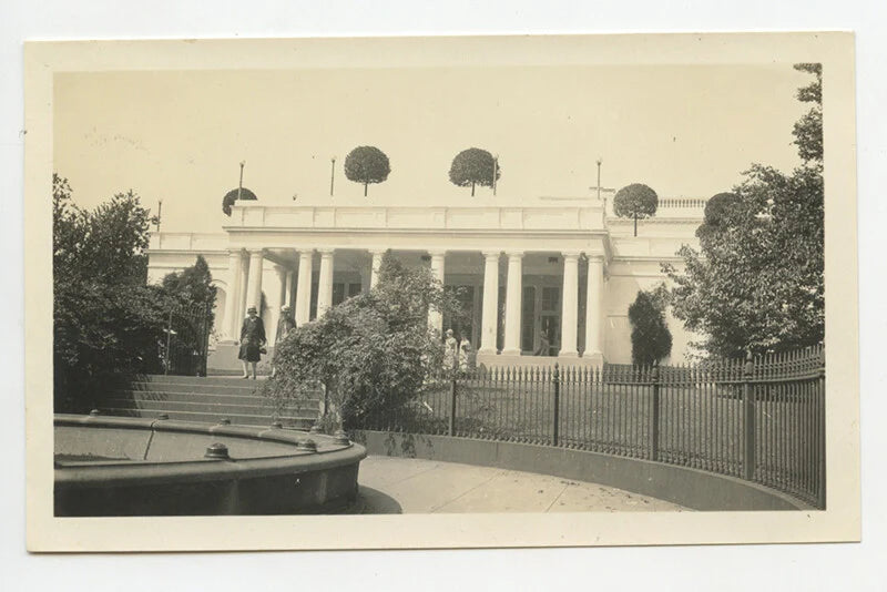 UNIDENTIFIED STATELY BUILDING W/ FOUNTAIN, FENCE + ROUND TREES VINT PHOTO