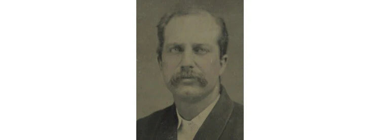 STUDIO SITTING PORTRAIT MAN W/ NICE SUIT, 1/6 PLATE TINTYPE
