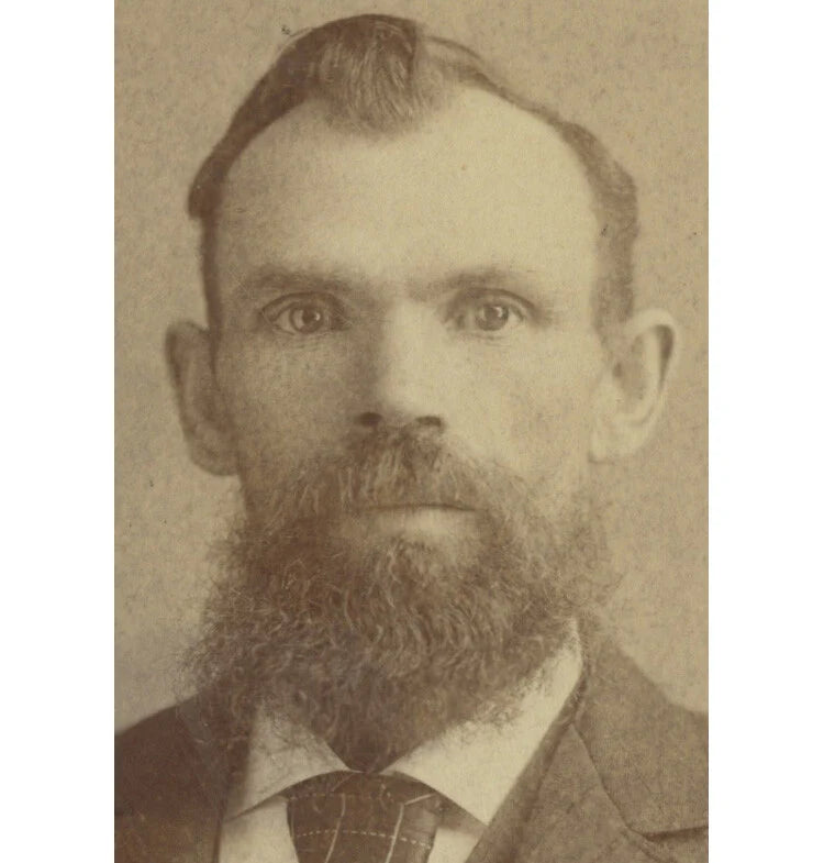 PORTLAND, OR, PHOTO MAN W/ WIRY BEARD BY DAVIES