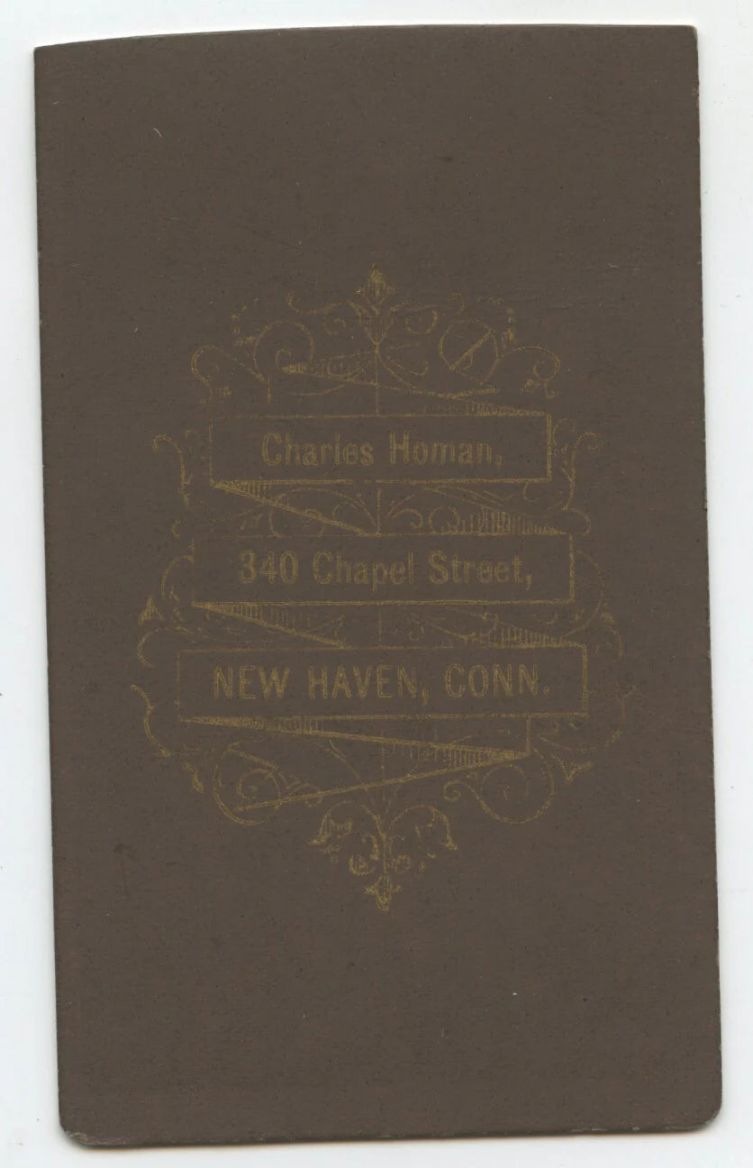 NEW HAVEN, CONN, LADY W/ NECKLACE, PHOTO BY HOMAN