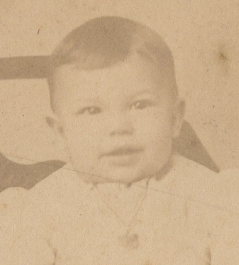 SOUTHSIDE PITTSBURGH, PA, STUDIO PHOTO, CUTE CHILD ALMOST SMILING