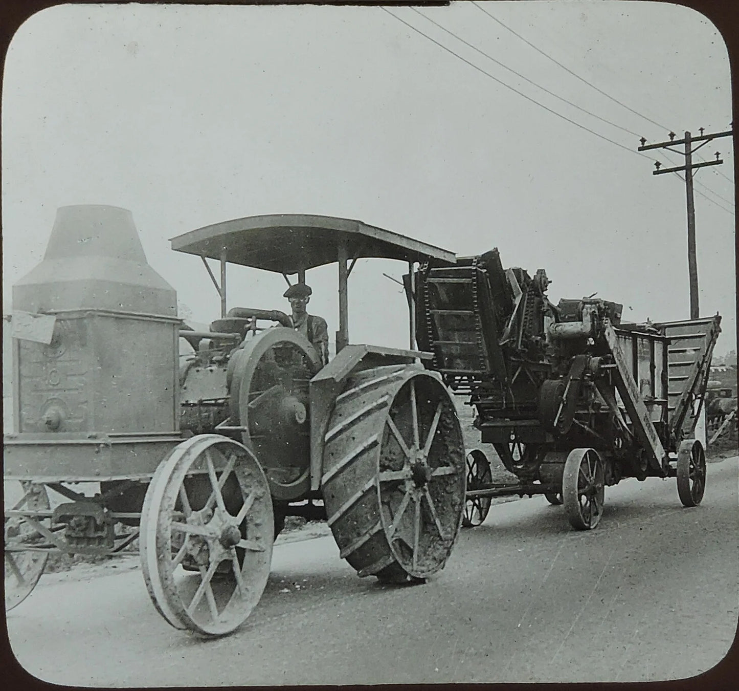 THRESHING MACHINE, TRATION ENGINE, INDUSTRIAL, FARMING, ILLINOIS, PHOTO ON GLASS