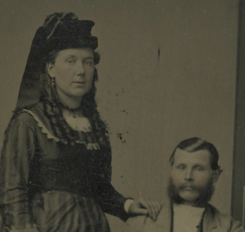 PORTRAIT MAN + WIFE, 1/6 PLATE TINTYPE