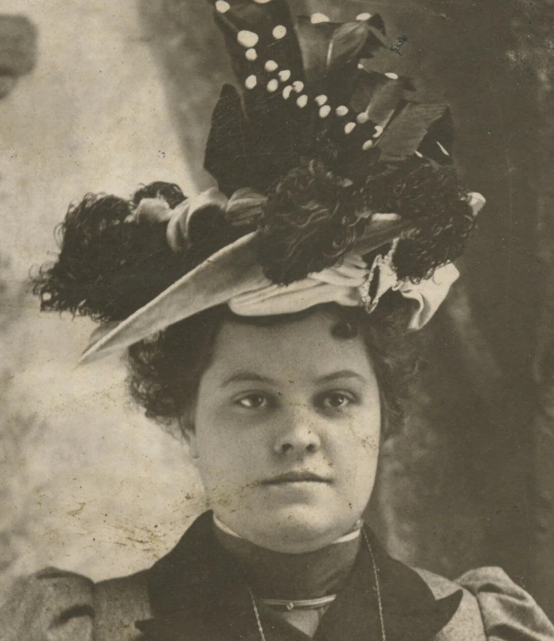 DUBOIS, PA, GREAT HAT LADY W/ CLUTCH PURSE + POCKET WATCH
