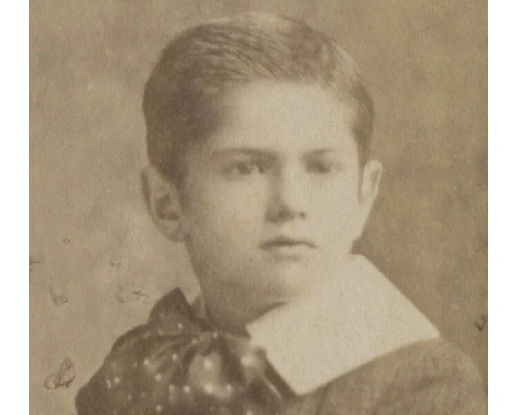 FROM BURLINGTON, VT, PHOTO OLDER BOY W/ GREAT OUTFIT