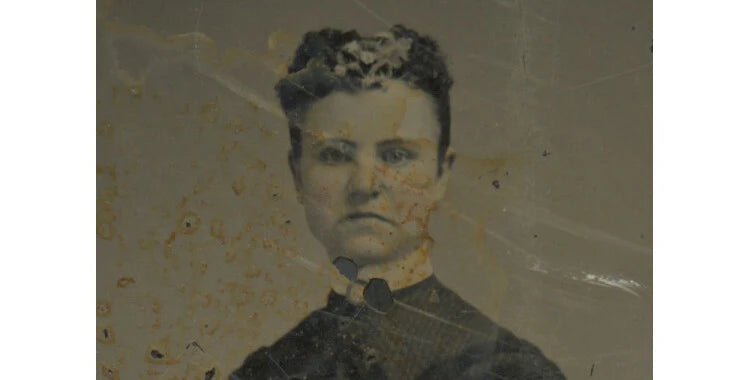 LADY W/ PRETTY DRESS, CHAIR, 1/6 PLATE TINTYPE