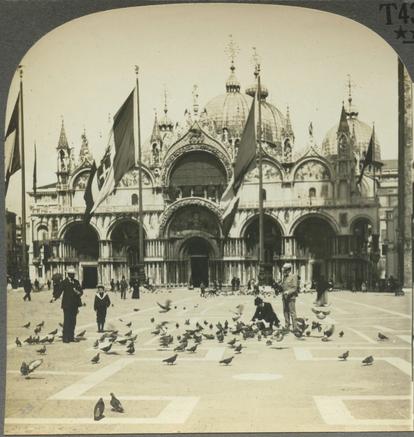 ARCHITECTURE, VENICE, CATHEDRAL EXTERIOR, PHOTO OF ST MARKS