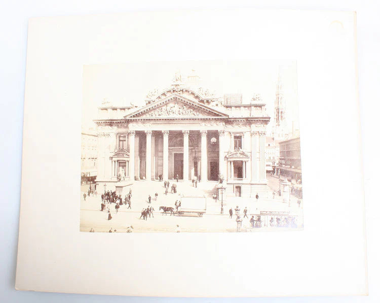 8X11 ALBUMEN OF STOCK EXCHANGE BUILDING, PEDESTRIANS, CARRIAGES - BRUSSELS
