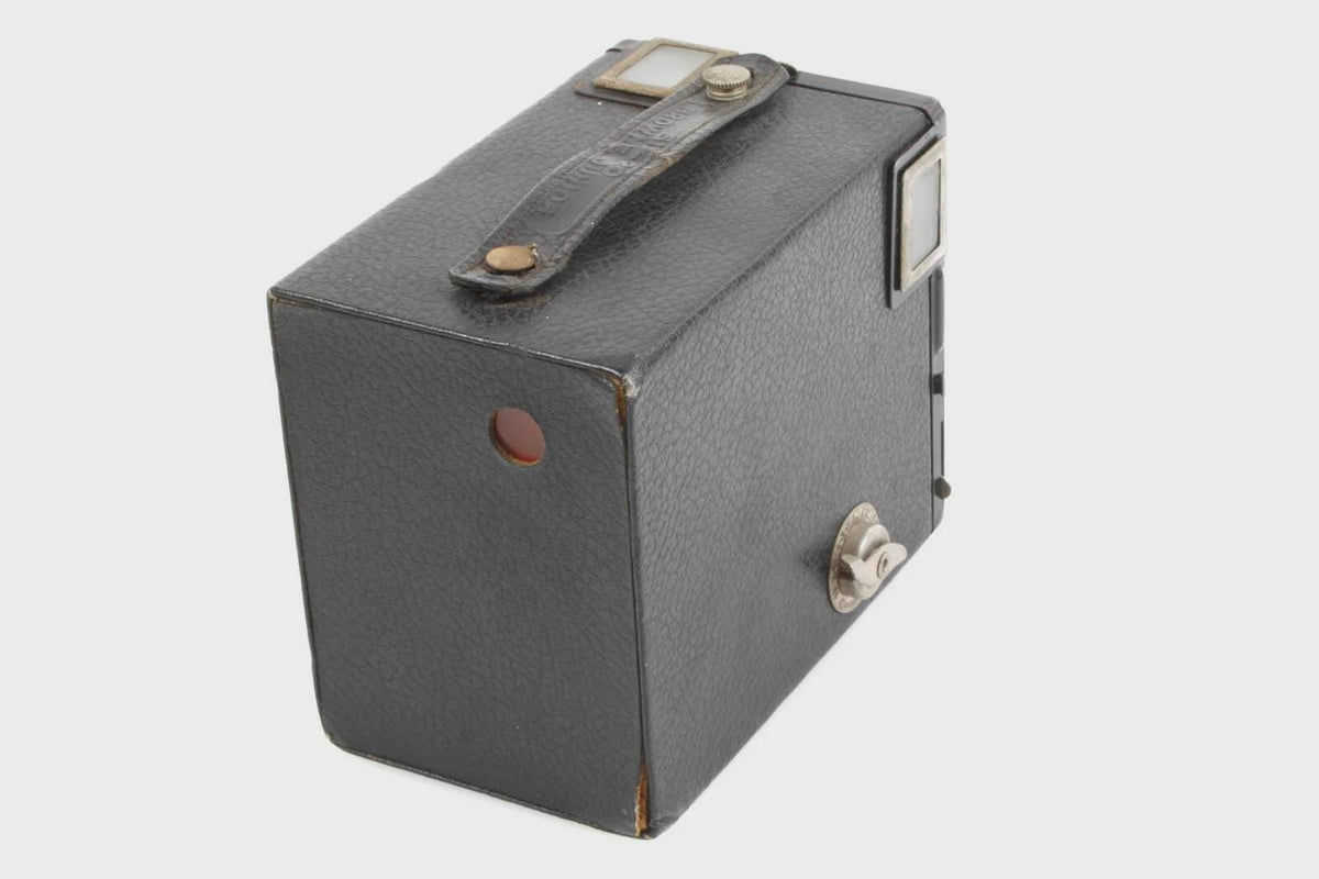 Kodak Brownie 620 Junior Box Camera WORKS