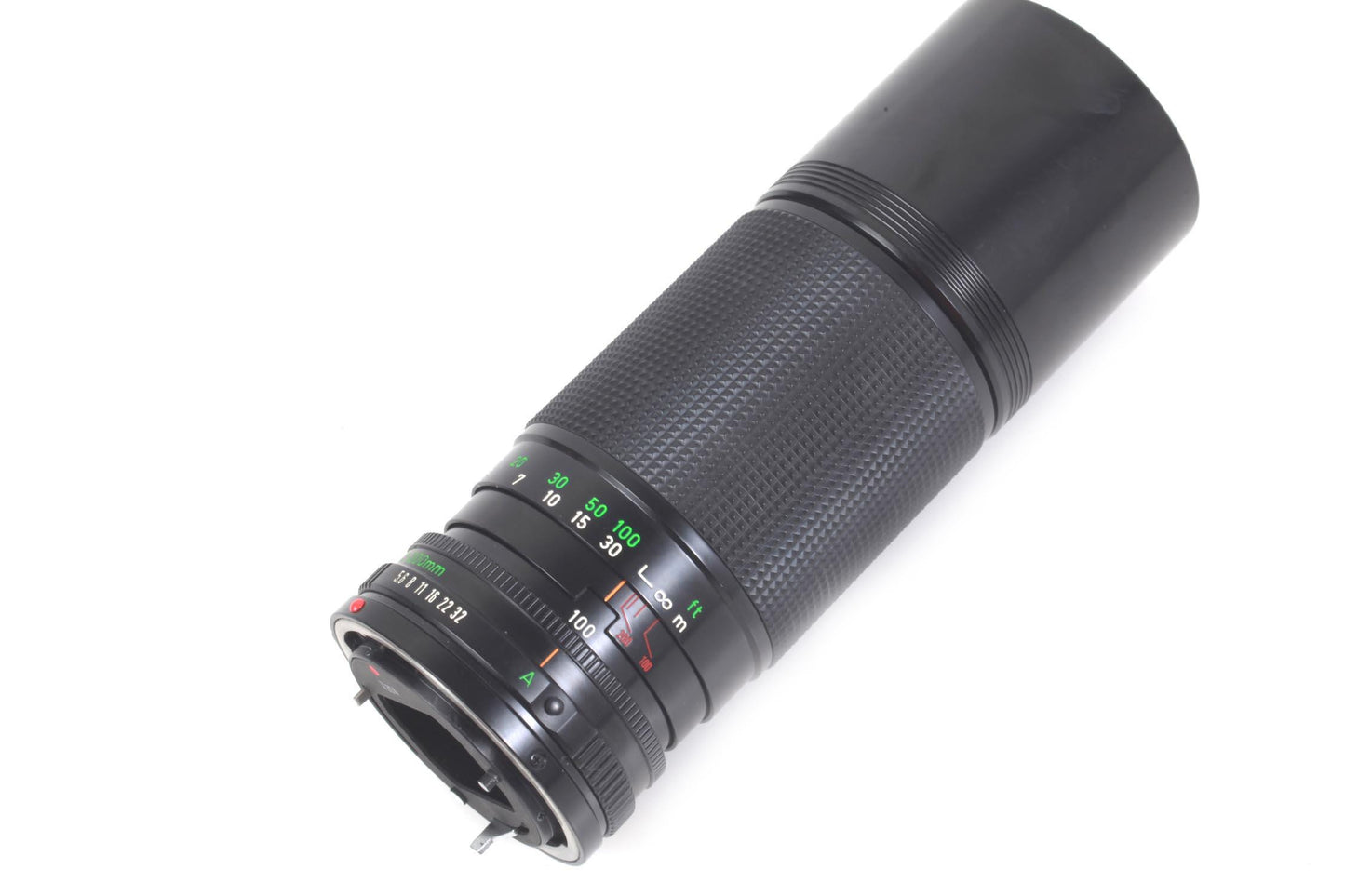 Canon FD 100-200mm F/5.6 Zoom Lens