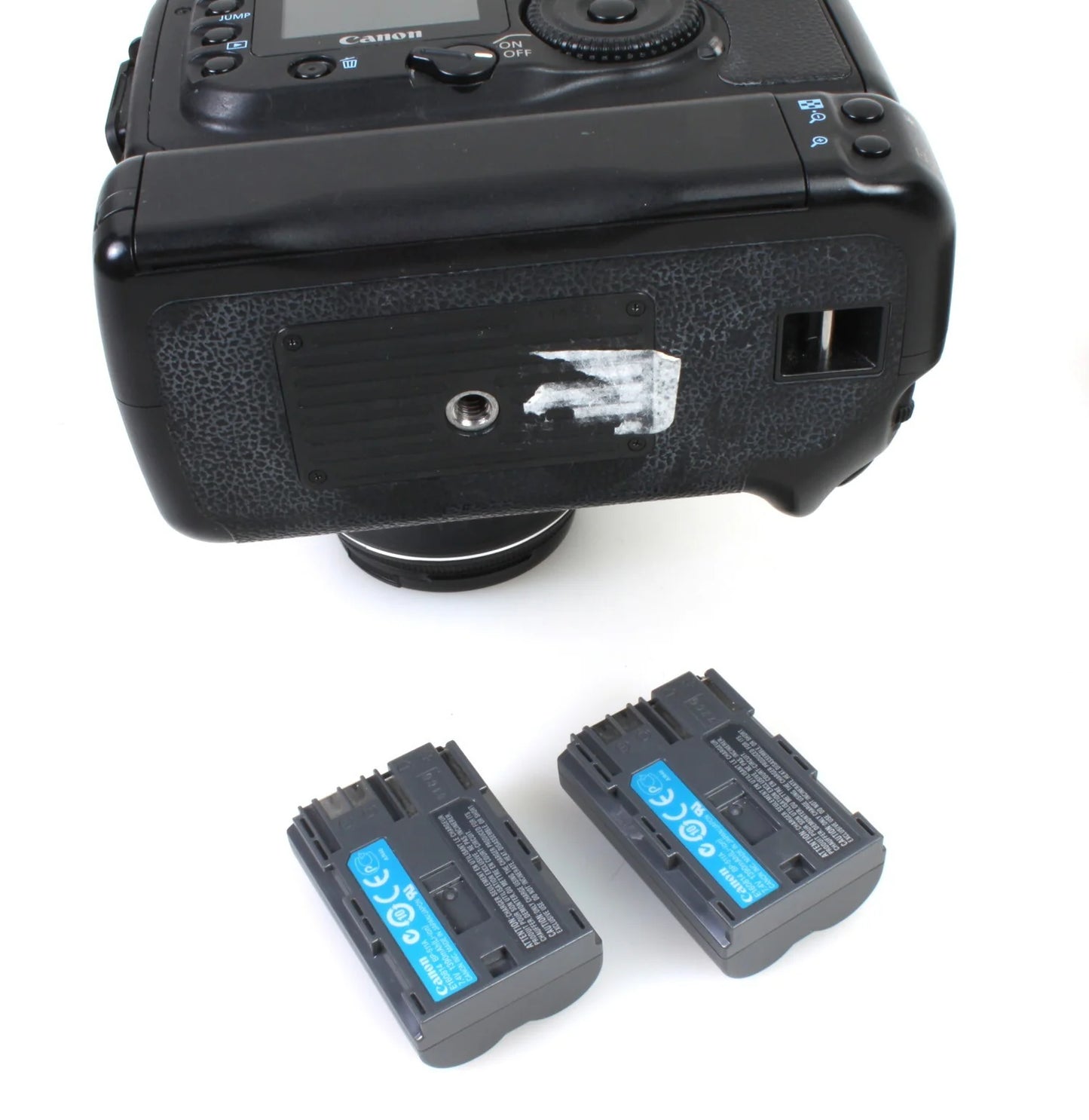 Canon 20D w/ BG-E2 Canon Battery Grip & 18-55mm Lens Digital Camera