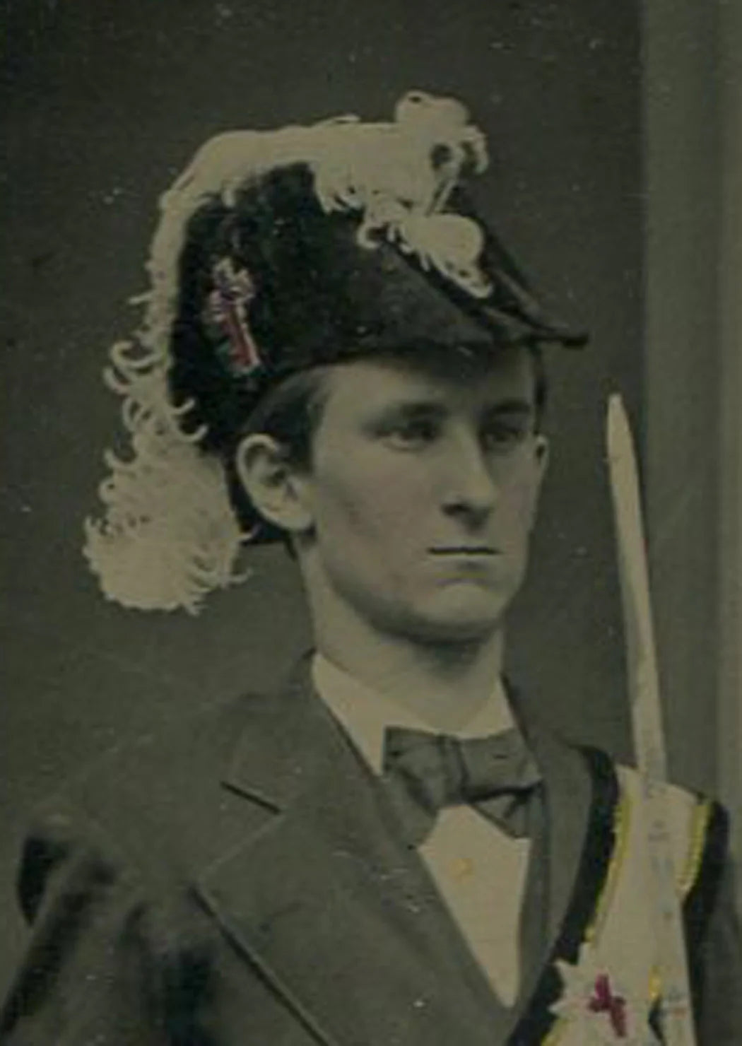 YOUNG MAN IN FULL Knights Templar Mason REGALIA. TINTED TINTYPE. CRISP IMAGE.