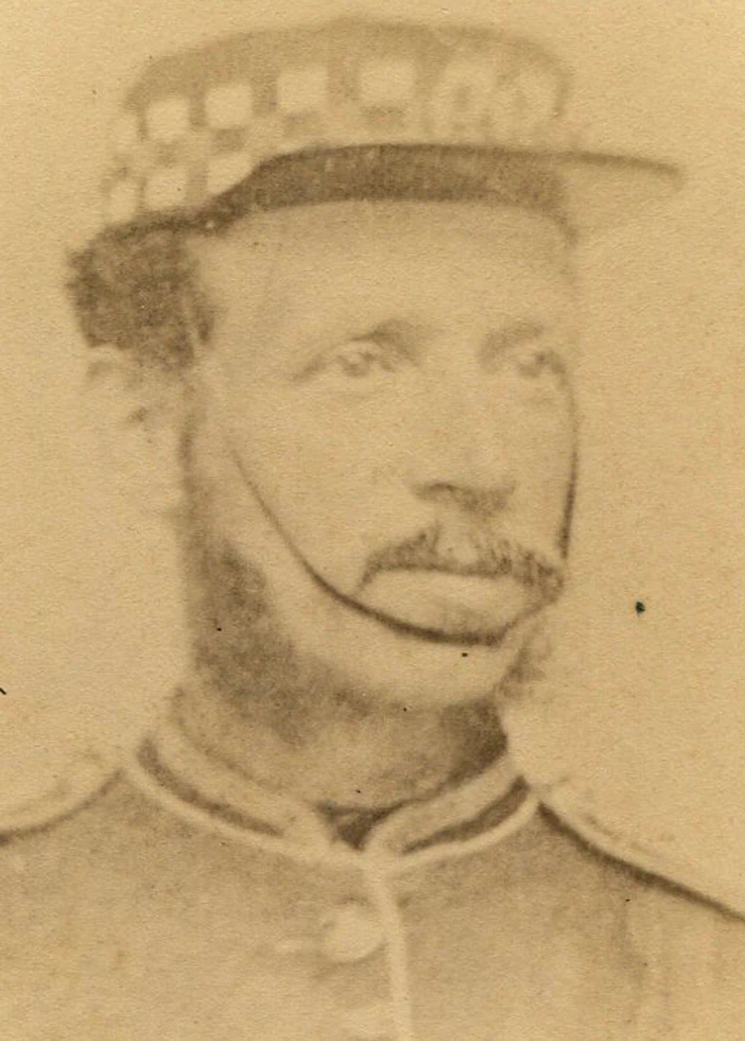 ETHNIC MAN IN MILITARY UNIFORM. CABINET CARD. N.Y.