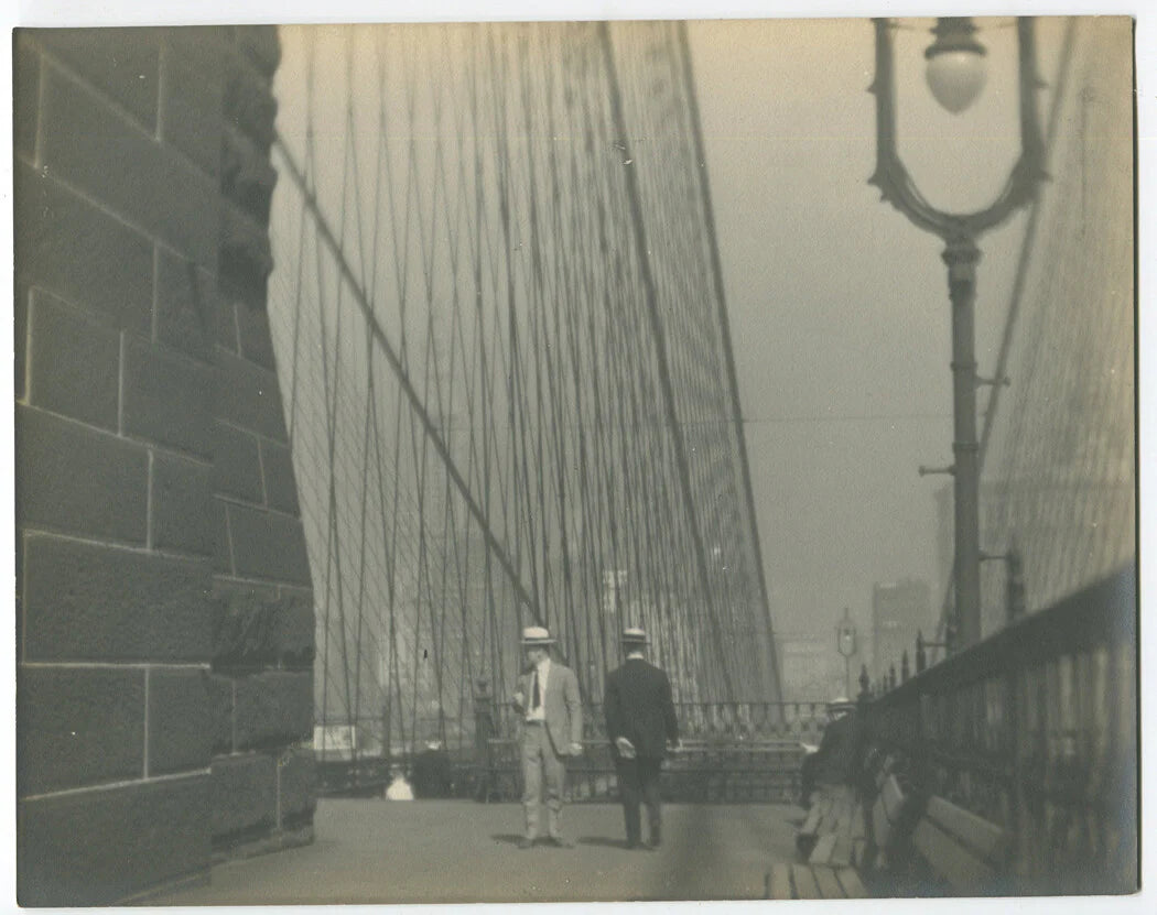 PHOTO PICTORIALISM, PEDESTRIANS ON BROOKLYN BRIDGE WALKWAY. VINTAGE 1920.