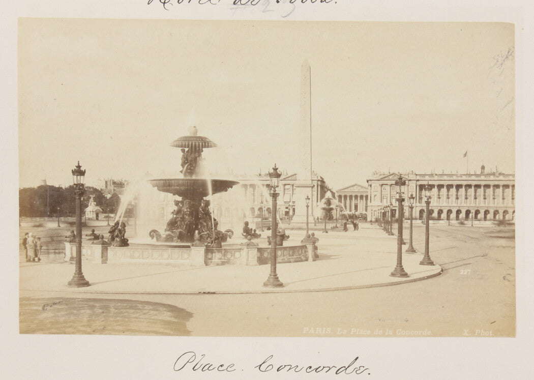 CONCORDE PLACE FOUNTAIN. PARIS, FRANCE. 8x10 reprint