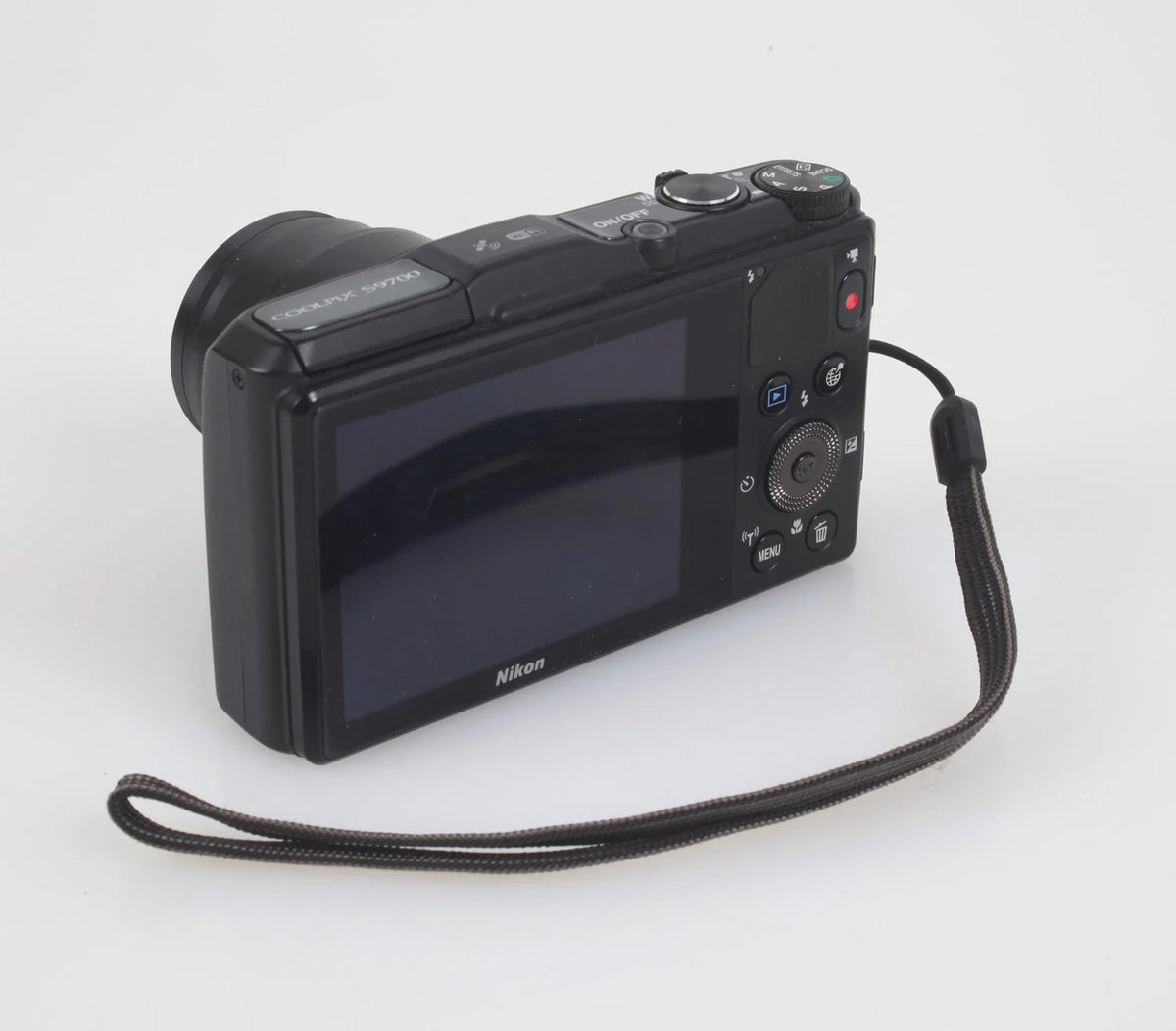 Nikon Coolpix S9700 Digital Point and Shoot Camera 30x Zoom Tested and Working