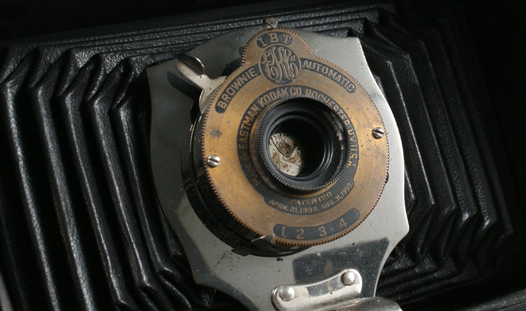 Eastman Kodak No 2 A Folding Pocket Brownie Camera w/Black Bellows 1909